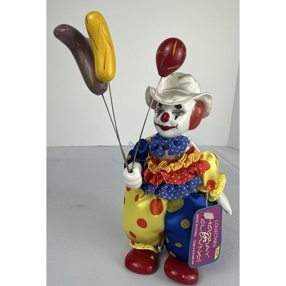Vintage Hooray For‎ Clowns Porcelain Clown Figurine Rite Aid Balloon Doll Tag